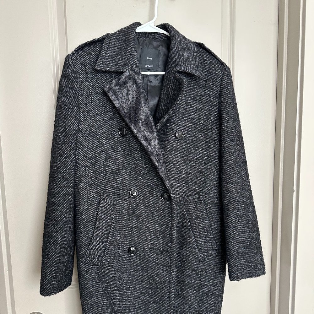 Mango wrap coat with lapels, never been worn. size large, charcoal color
